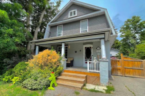 3 Bedroom House in Richmond Hill Long Term